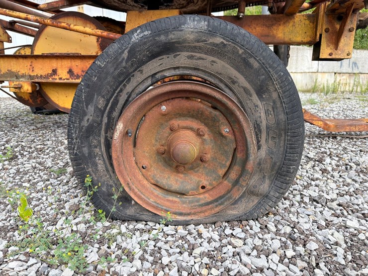 #4026-•-towable-hose-reel-w/-sprayer-image-24