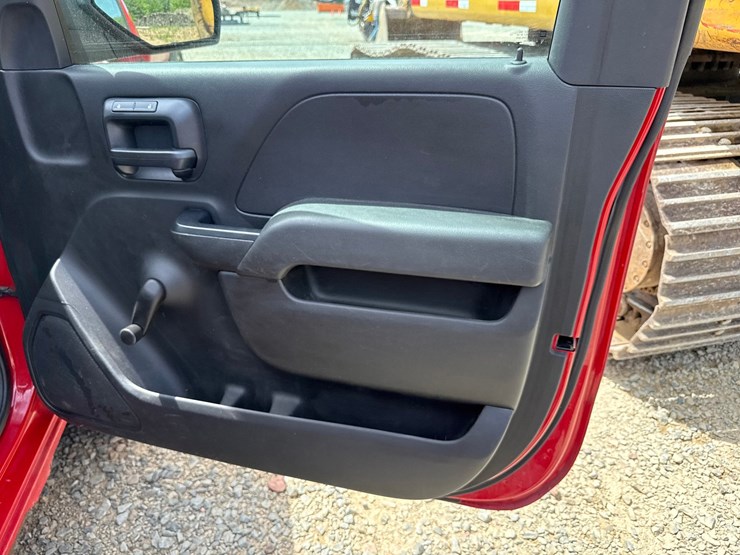 2014-chevrolet-silverado-1500-image-28