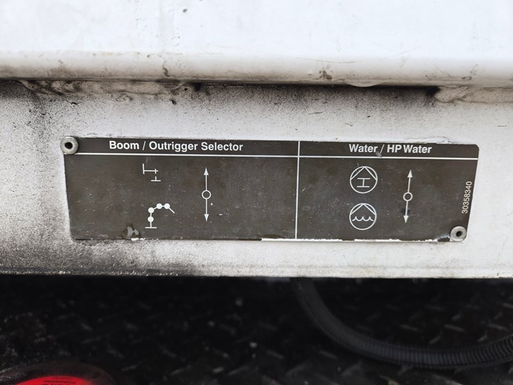 #60854-•-2006-tor-truck-corporation-61sx-pump-truck-image-25