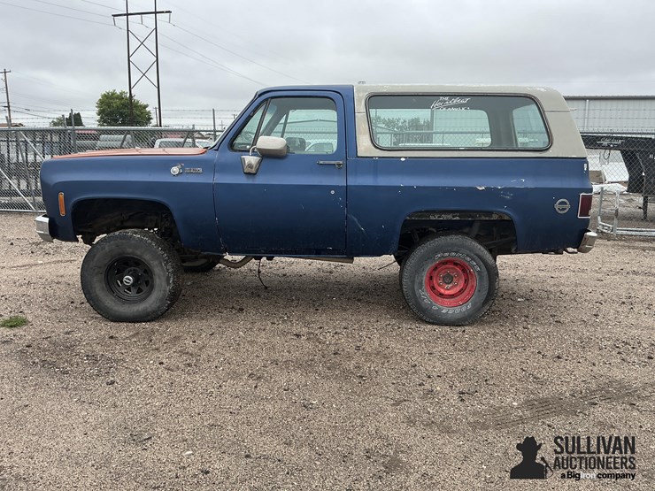 1977-chevrolet-k5-image-8