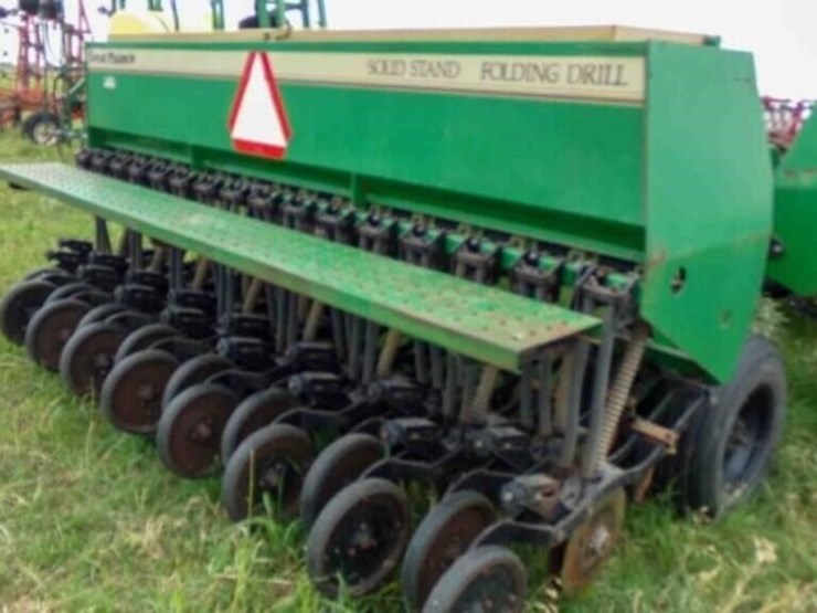 great-plains-30'-grain-drill,-14"-double-disc-image-9
