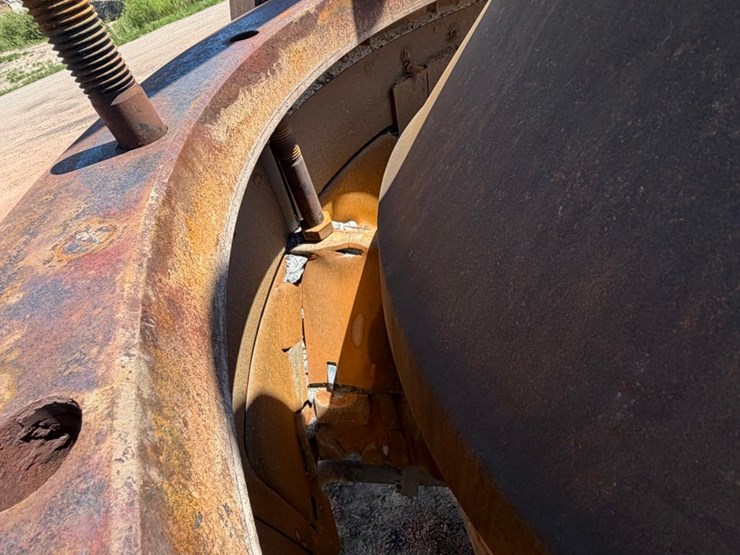 #1799-•-allis-chalmers-hydro-cone-600-crusher-image-20