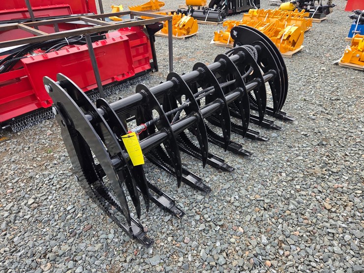 #6142-•-approx.-72"-unused-future-clg72-skid-steer-log-grapple-attachment-image-4