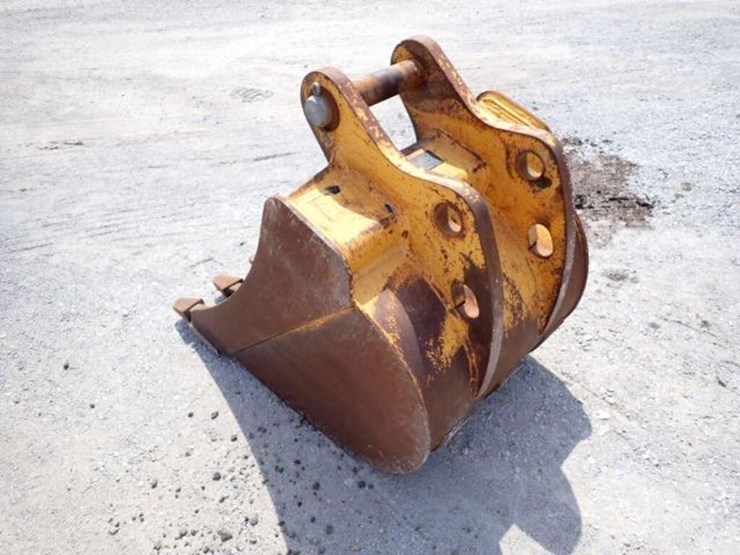 john-deere-24-image-6