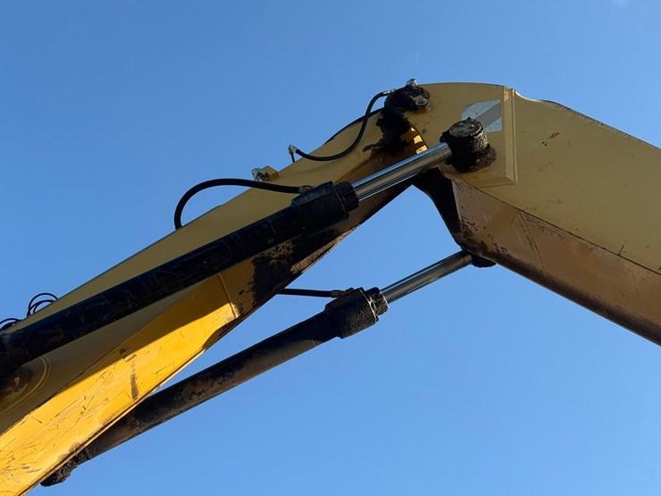 #1298-•-caterpillar-m318d-material-handler-image-16