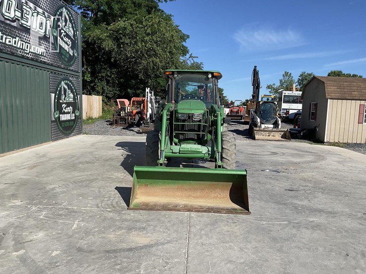 2014-john-deere-5100e-image-7