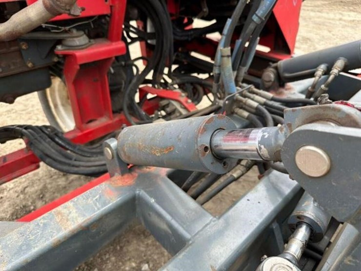 2004-moffett-m50-image-26