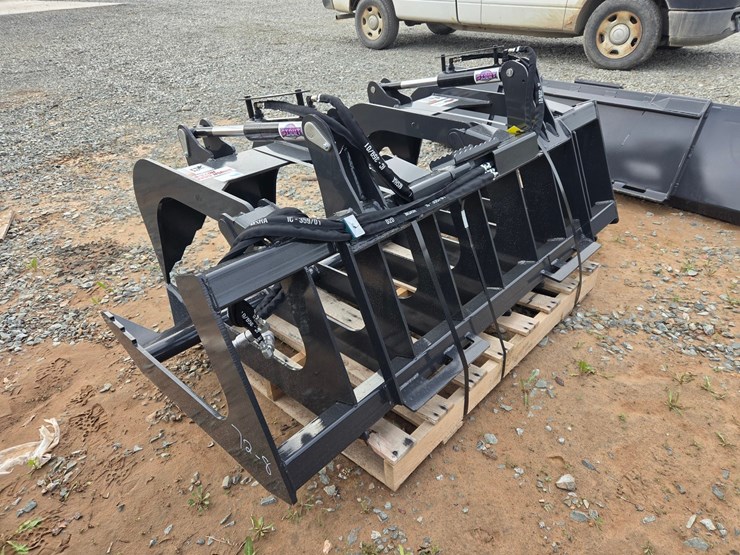 #6001-•-approx.-72"-unused-stout-hd72-8-skid-steer-brush-grapple-bucket-image-2