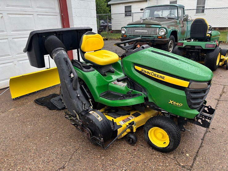 john-deere-x540-image-4