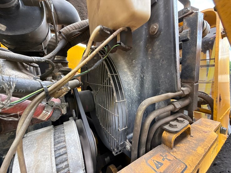 #1184-•-1997-kobelco-750-4x4-loader-backhoe-image-80