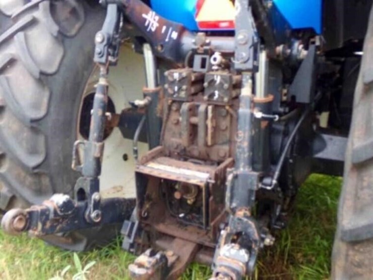 new-holland-tg210-image-8