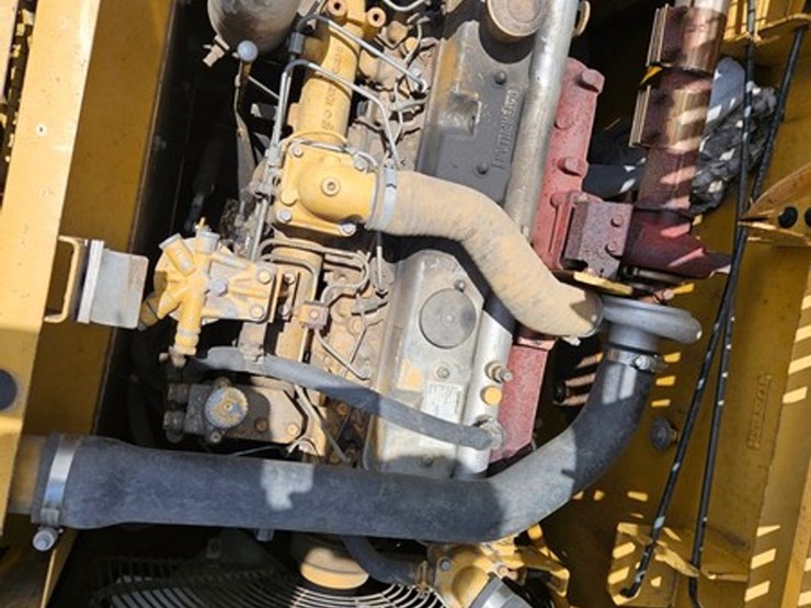 caterpillar-320c-image-39