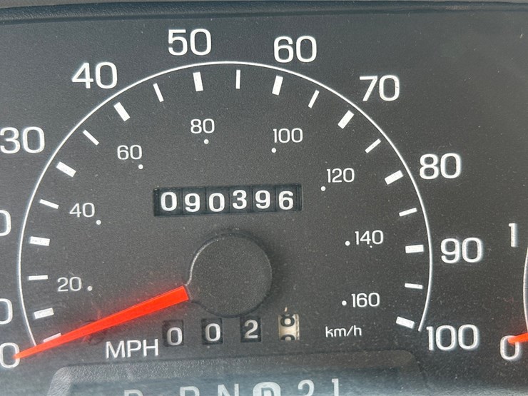 2001-ford-f350-image-33