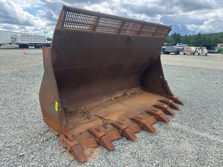 caterpillar-988-image-1