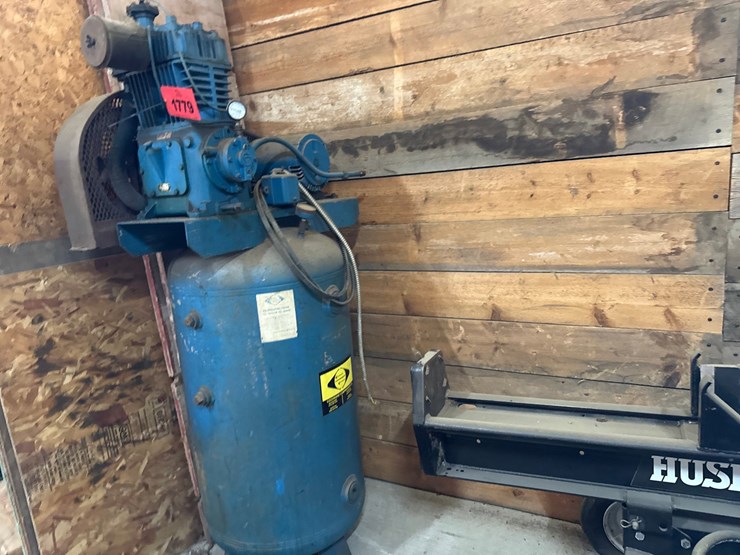 #1779-•-cochrane-100-gallon-air-compressor-image-2