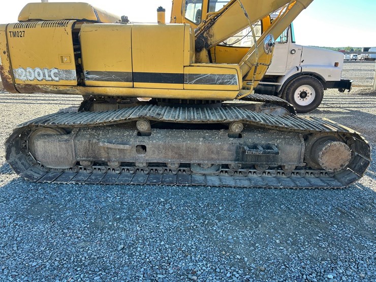 2000-deere-200-lc-image-74