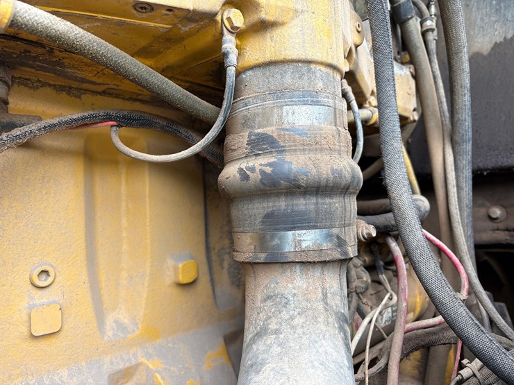 deere-844j-image-57