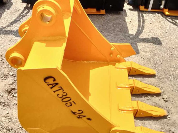 #137-•-cat305-24"-excavator-bucket-image-4