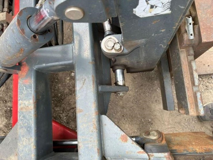2004-moffett-m50-image-25