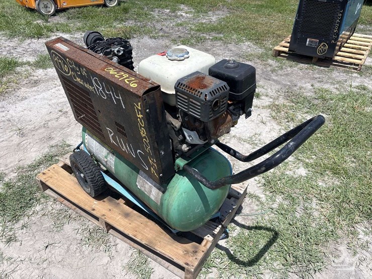 2002-speedaire-portable-gasoline-air-compressor-image-4