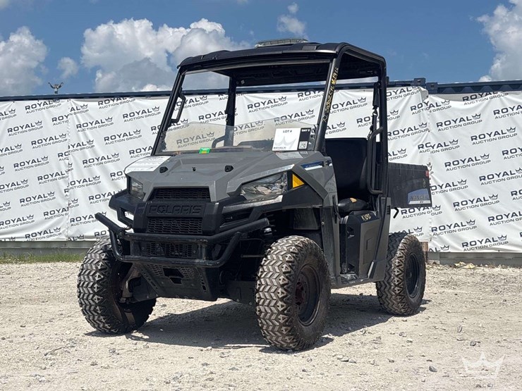 2021-polaris-ranger-image-1