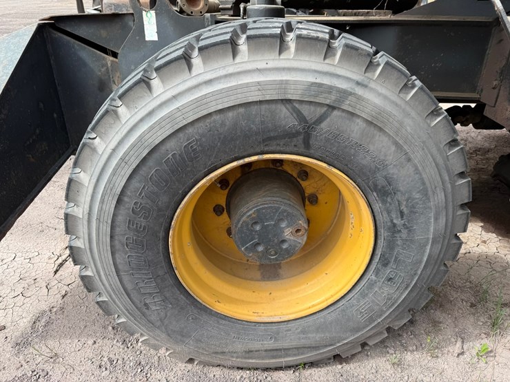 caterpillar-m318-image-101