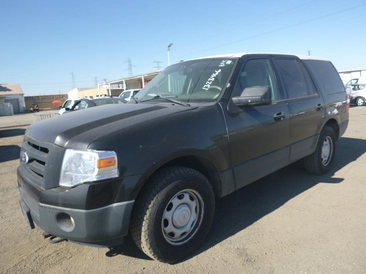 2011-ford-expedition-image-1