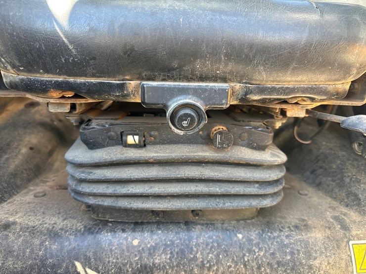 2019-caterpillar-279d-image-32