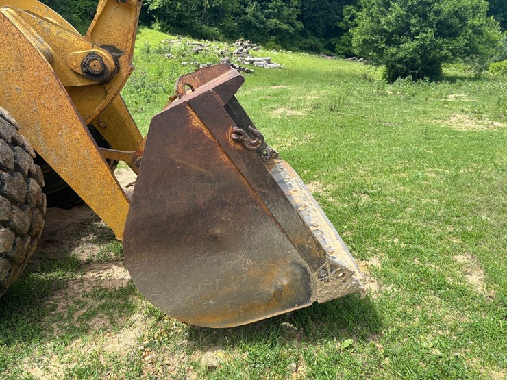 caterpillar-928g-image-80
