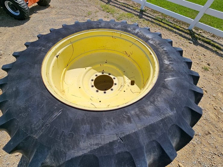 john-deere-8300-image-50