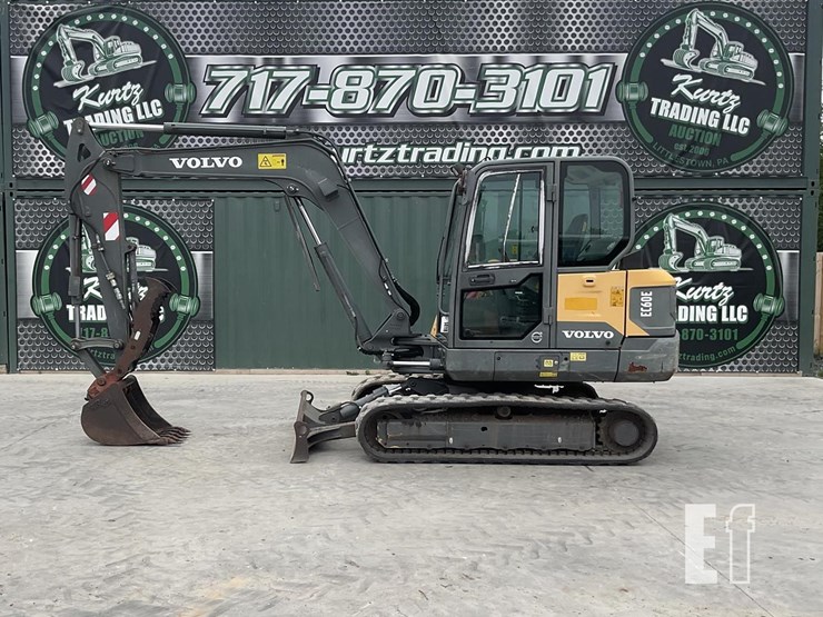 2017-volvo-ec60e-image-1