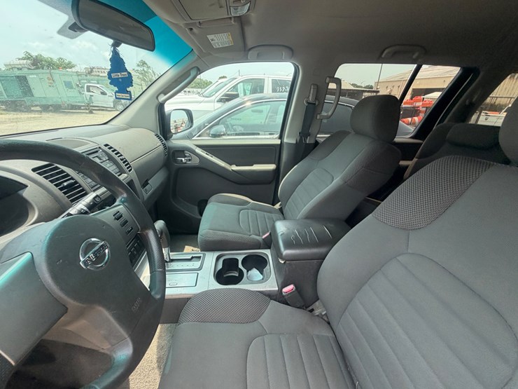 2008-nissan-pathfinder-image-21