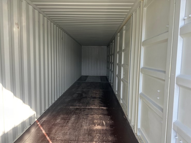 #5011-•-40'-(5)-door-shipping-container-image-9