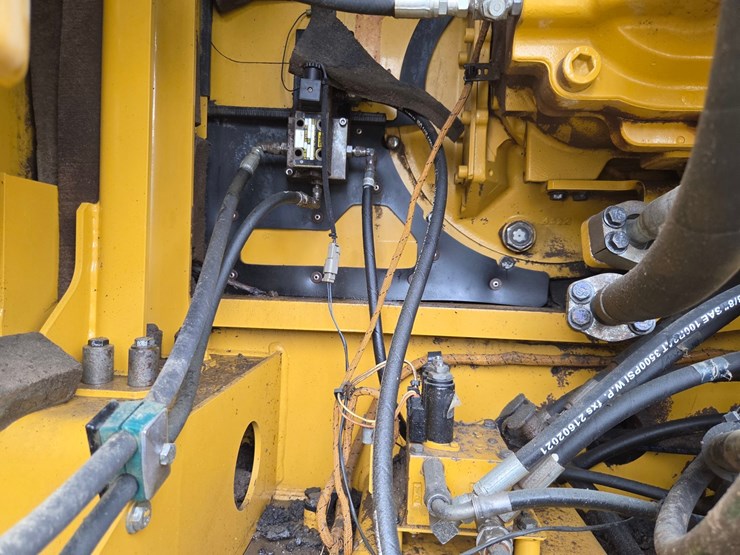 caterpillar-349el-image-46