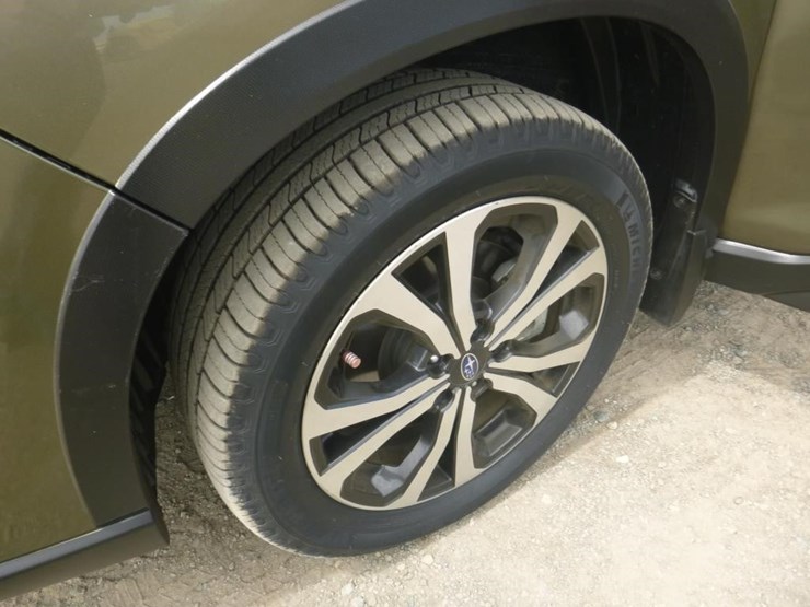 2023-subaru-forester-image-13