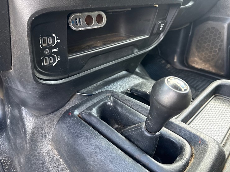 2019-dodge-3500-image-45