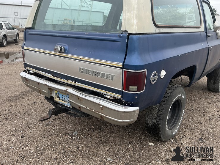 1977-chevrolet-k5-image-11