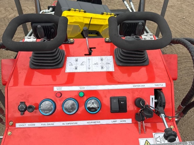 new-agt-industrial-co-mini-stand-on-skidloader-model-lrt23-image-7
