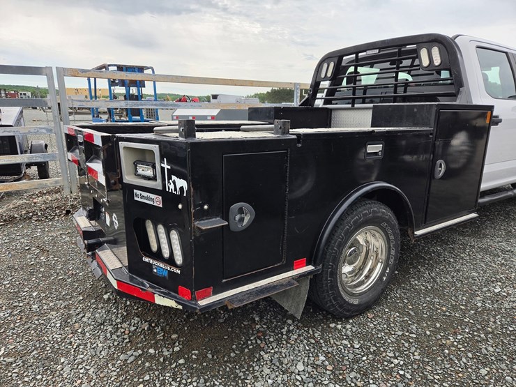 2020-ford-f350-image-14