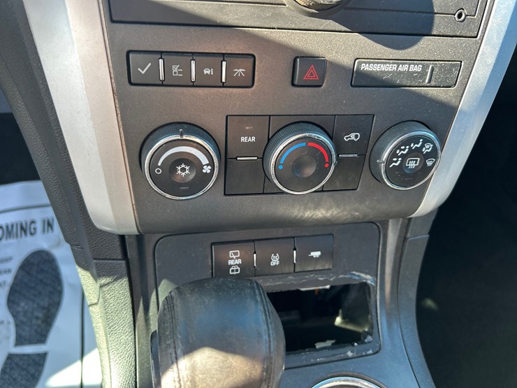 2012-chevrolet-traverse-image-44
