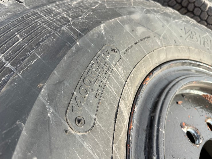 #1327-•-bridgestone-tires-with-rims-image-8