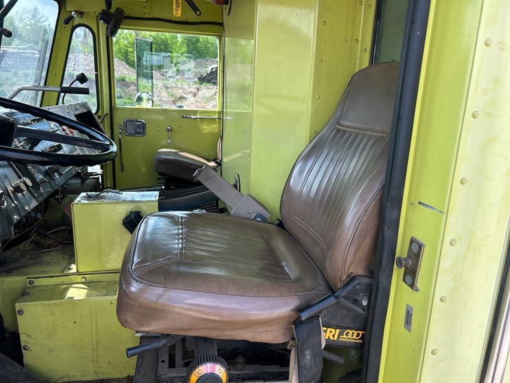 #5028-•-1991-amertek-2500-l-fire-truck-image-58