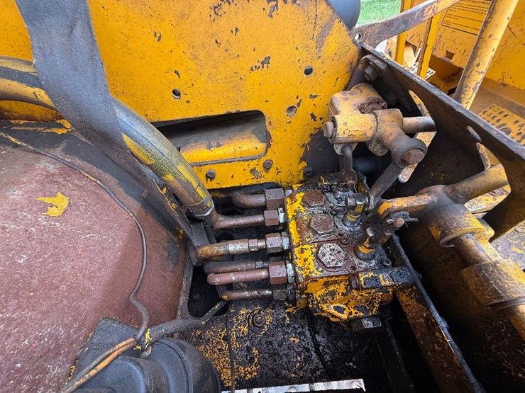 john-deere-450e-image-62