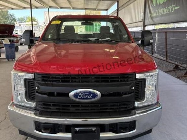 2019-ford-f250-image-3