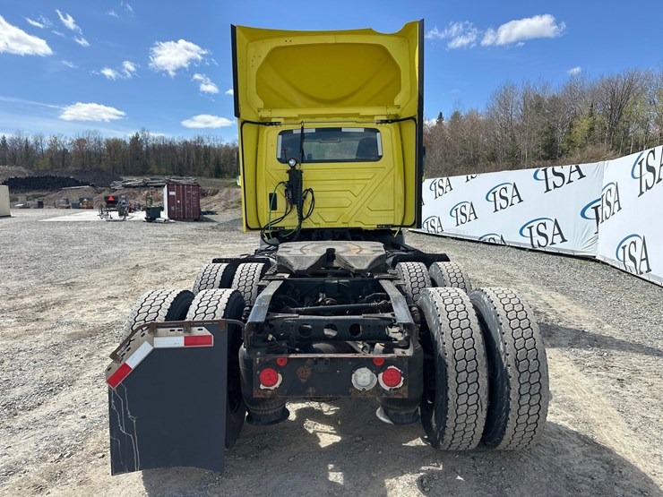 #60118-•-2019-international-rh613-day-cab-truck-tractor-image-4