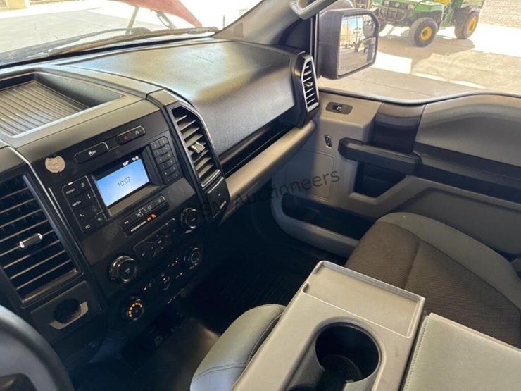 2018-ford-f150-image-19