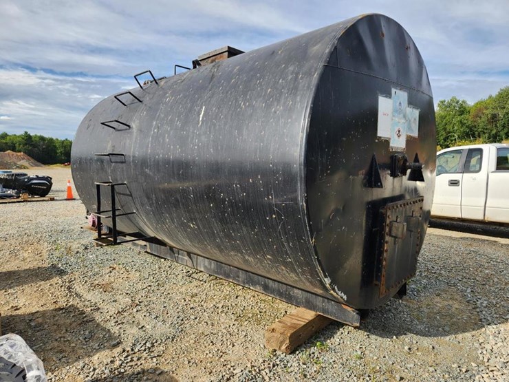 #5073-•-4400-gallon-seal-coat-tank-image-2