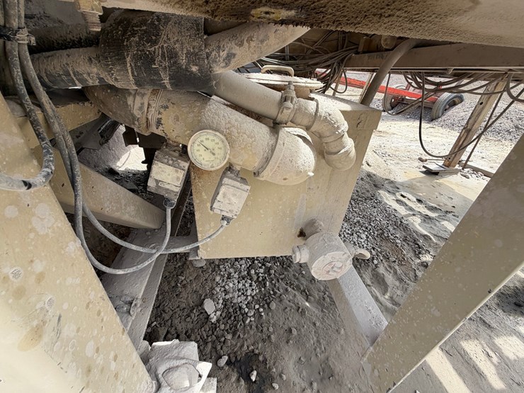 #1757-•-2005-mestco-hp4000-crusher-image-73