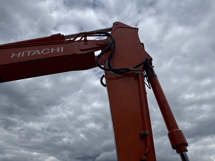 2006-hitachi-zx225-image-21