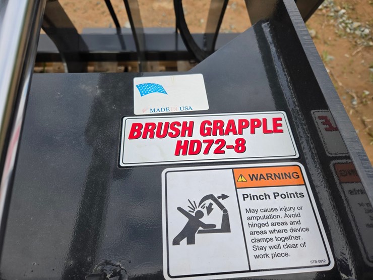 #6001-•-approx.-72"-unused-stout-hd72-8-skid-steer-brush-grapple-bucket-image-5